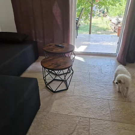Ferienhaus Vikendica Nika